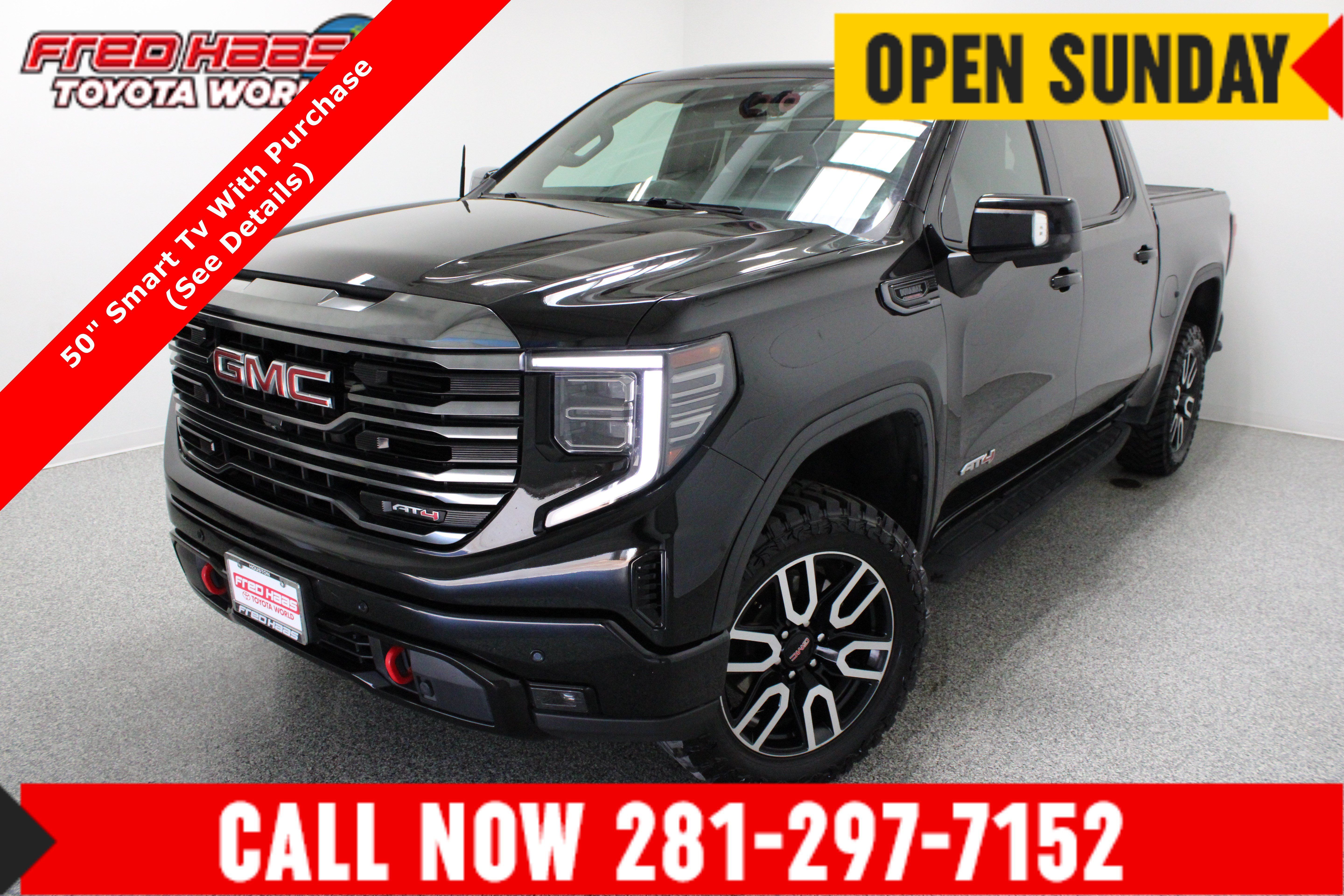 Used 2023 GMC Sierra 1500 AT4 w/ AT4 Preferred Package AWD/4WD image 1