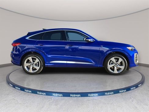 New 2025 Audi Q5 Prestige image 2