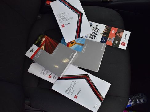 Used 2024 Toyota Corolla LE image 12