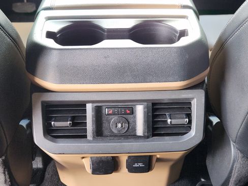Used 2023 Ford F250 Lariat w/ Chrome Package AWD/4WD image 30