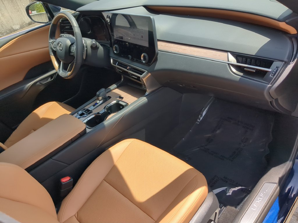 Used 2025 Lexus RX 350h AWD/4WD image 12