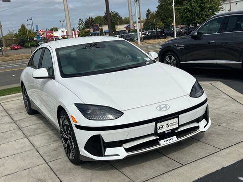 New 2025 Hyundai Ioniq 6 SEL AWD/4WD image 7