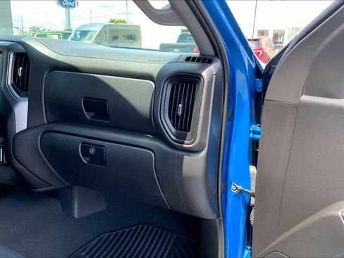 Used 2024 Chevrolet Silverado 1500 Custom RWD image 17