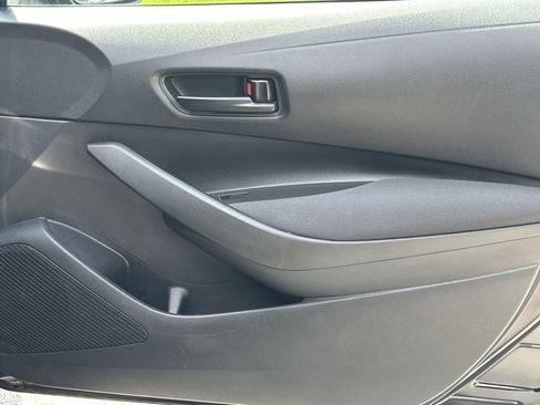 Used 2022 Toyota Corolla LE image 14