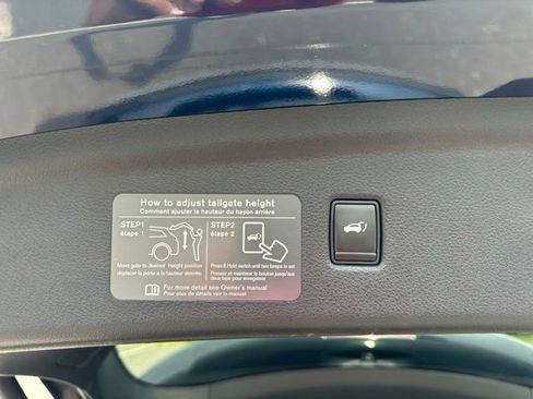 Used 2020 INFINITI QX50 Sensory w/ Climate Package AWD/4WD image 15