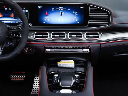 New 2026 Mercedes-Benz GLE 53 AMG 4MATIC Coupe image 15