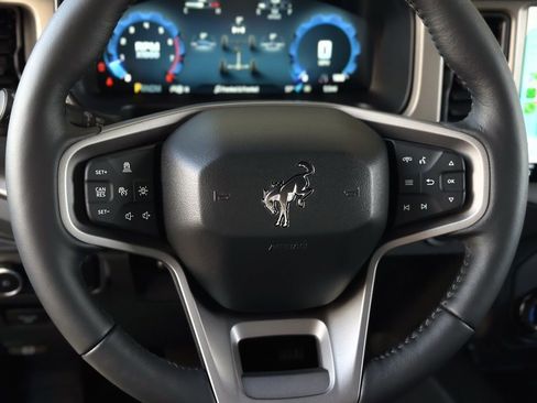 New 2025 Ford Bronco Outer Banks image 39