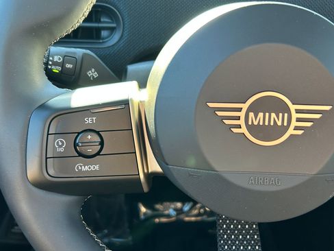 Used 2025 MINI Cooper S image 19