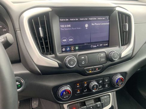 Certified 2023 GMC Terrain SLT w/ Elevation Edition AWD/4WD image 13