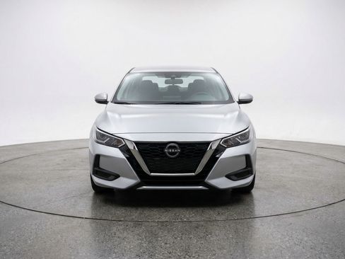 Used 2025 Nissan Sentra SV FWD image 2