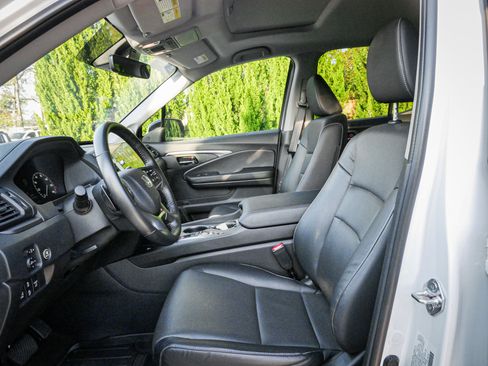 Certified 2024 Honda Ridgeline RTL image 16