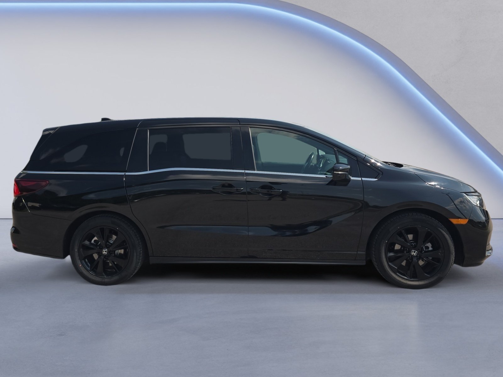Used 2023 Honda Odyssey Sport image 7