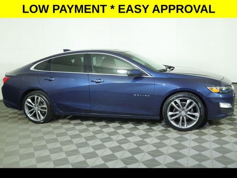 Used 2022 Chevrolet Malibu LT image 2