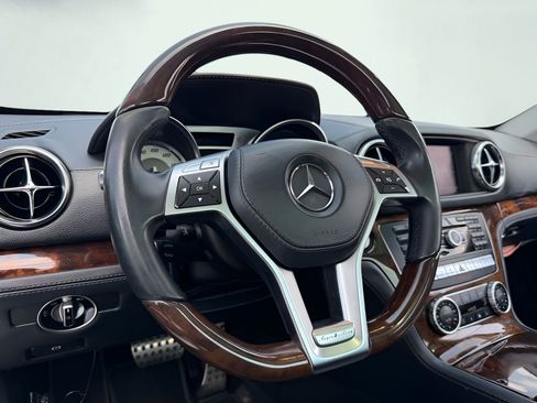Used 2014 Mercedes-Benz SL 550 image 50