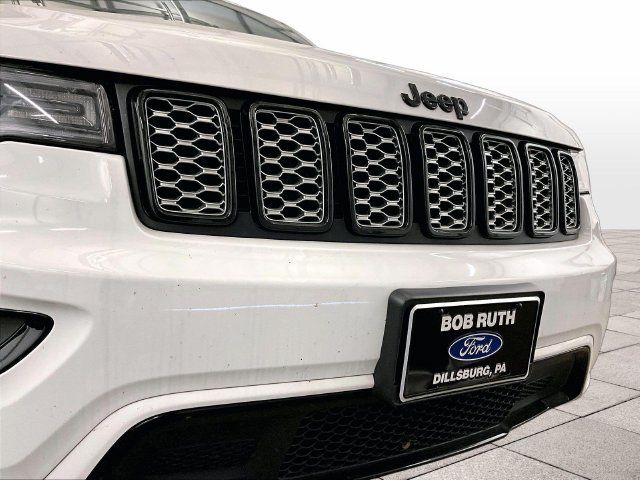 Used 2022 Jeep Grand Cherokee Laredo X AWD/4WD image 29