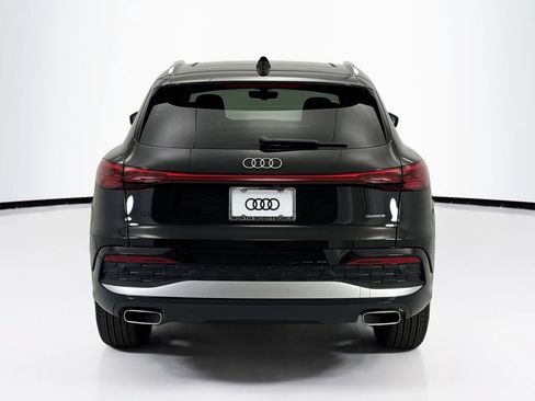 Used 2026 Audi Q5 Premium Plus w/ Premium Plus AWD/4WD image 6