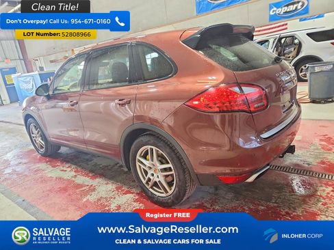 Used 2012 Porsche Cayenne S AWD/4WD image 3