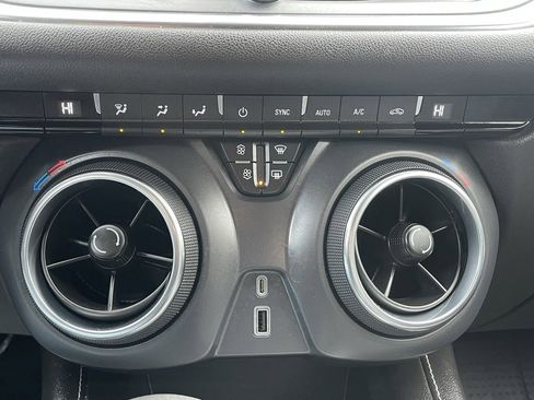 Certified 2023 Chevrolet Blazer LT image 34