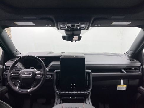 New 2026 GMC Yukon AT4 Ultimate AWD/4WD image 8