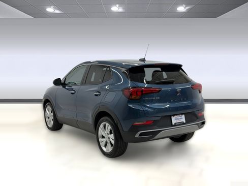 Used 2024 Buick Encore GX Preferred FWD image 2