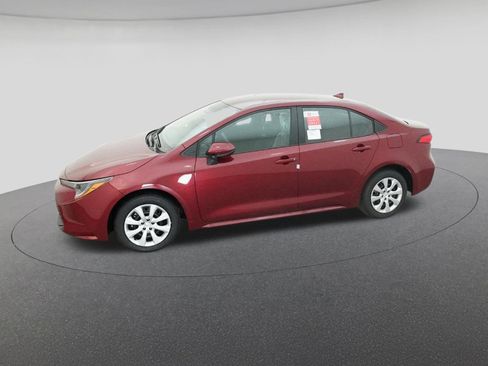 New 2026 Toyota Corolla LE image 2