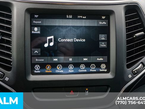 Used 2022 Jeep Cherokee Latitude Lux w/ Sun & Sound Group AWD/4WD image 40
