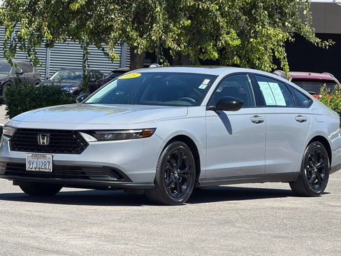 Certified 2025 Honda Accord SE image 8