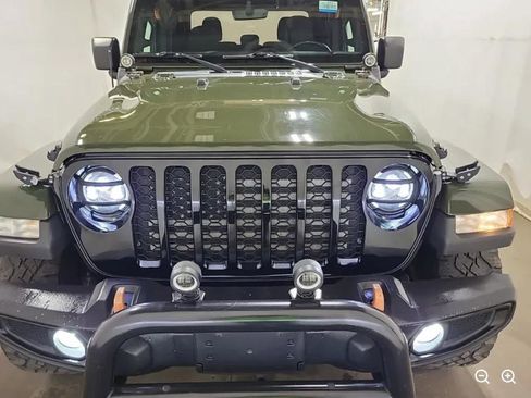 Used 2022 Jeep Gladiator Sport AWD/4WD image 6