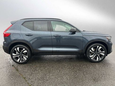 New 2026 Volvo XC40 B5 Ultra w/ Climate Package image 2