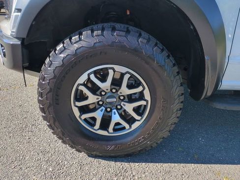 Used 2023 Ford F150 Raptor AWD/4WD image 10