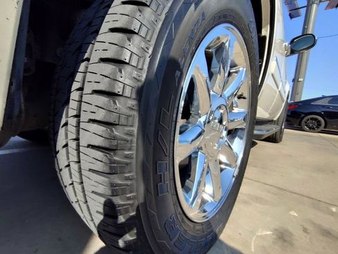 Used 2011 GMC Yukon Denali image 14