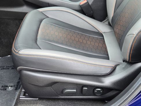 Used 2024 Subaru Crosstrek 2.5i Limited w/ Popular Package #4A image 26