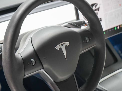 Used 2021 Tesla Model 3 Long Range image 20