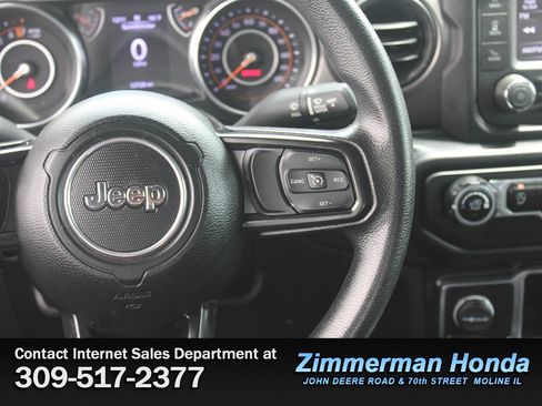 Used 2021 Jeep Gladiator Sport w/ Trailer Tow Package AWD/4WD image 12