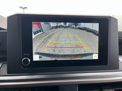 Used 2025 Toyota 4Runner SR5 image 22