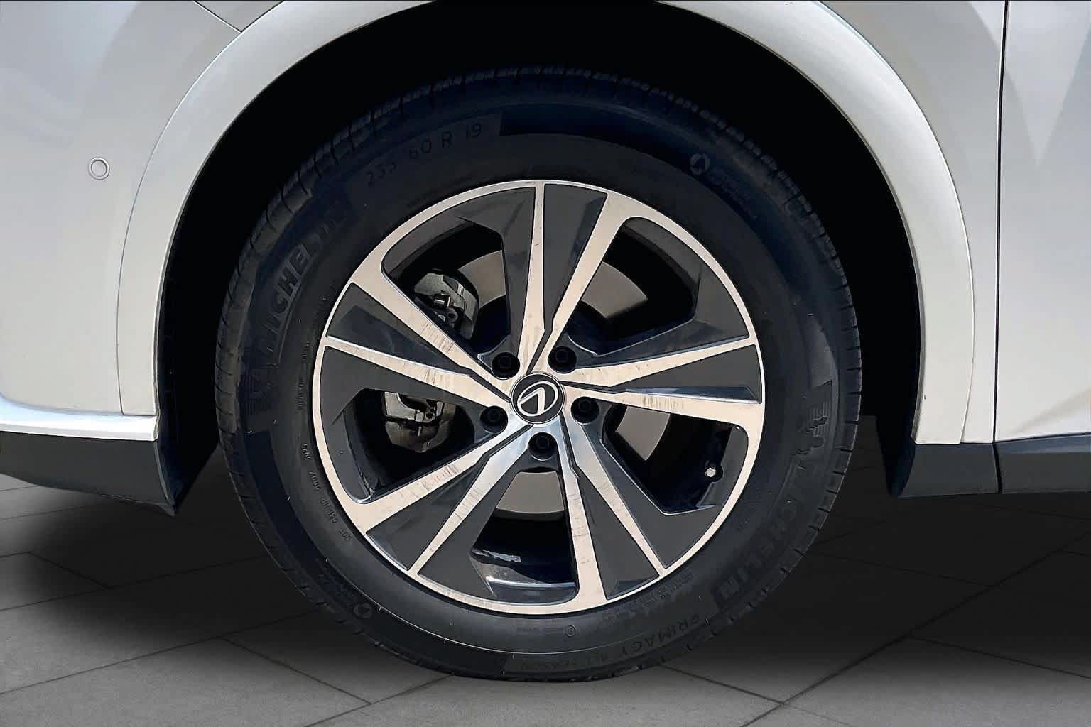 Used 2023 Lexus RX 350 Premium FWD image 11