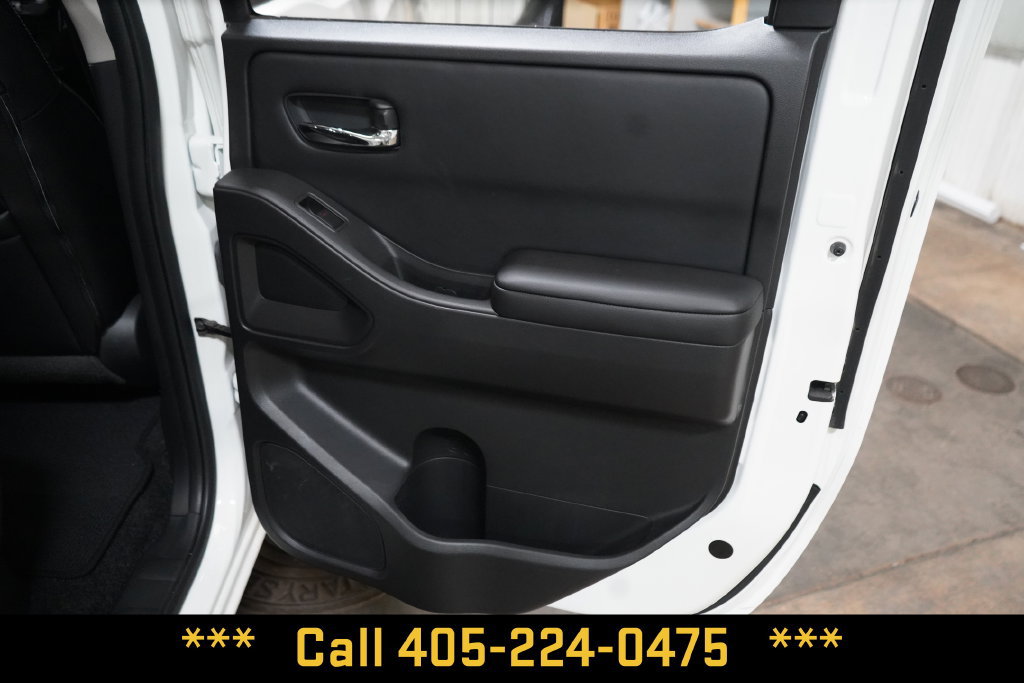 Used 2025 Nissan Frontier SL AWD/4WD image 23