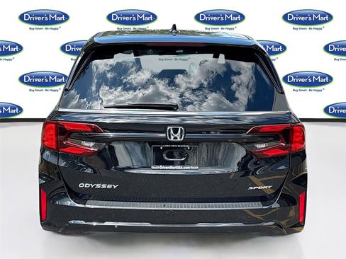 Used 2025 Honda Odyssey Sport-L image 6