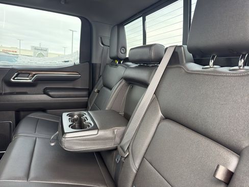 Certified 2022 Chevrolet Silverado 1500 LT Trail Boss w/ LT Trail Boss Premium Package image 34