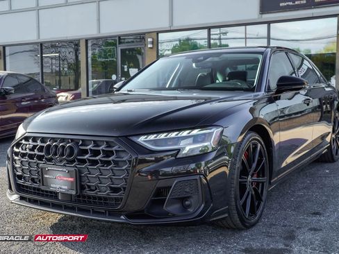 Used 2022 Audi S8 w/ S8 Executive Package AWD/4WD image 3
