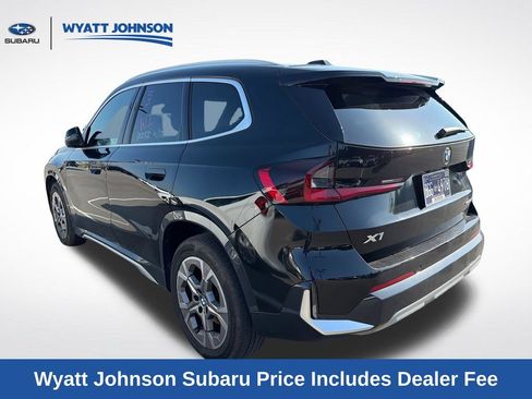 Used 2025 BMW X1 xDrive28i AWD/4WD image 3