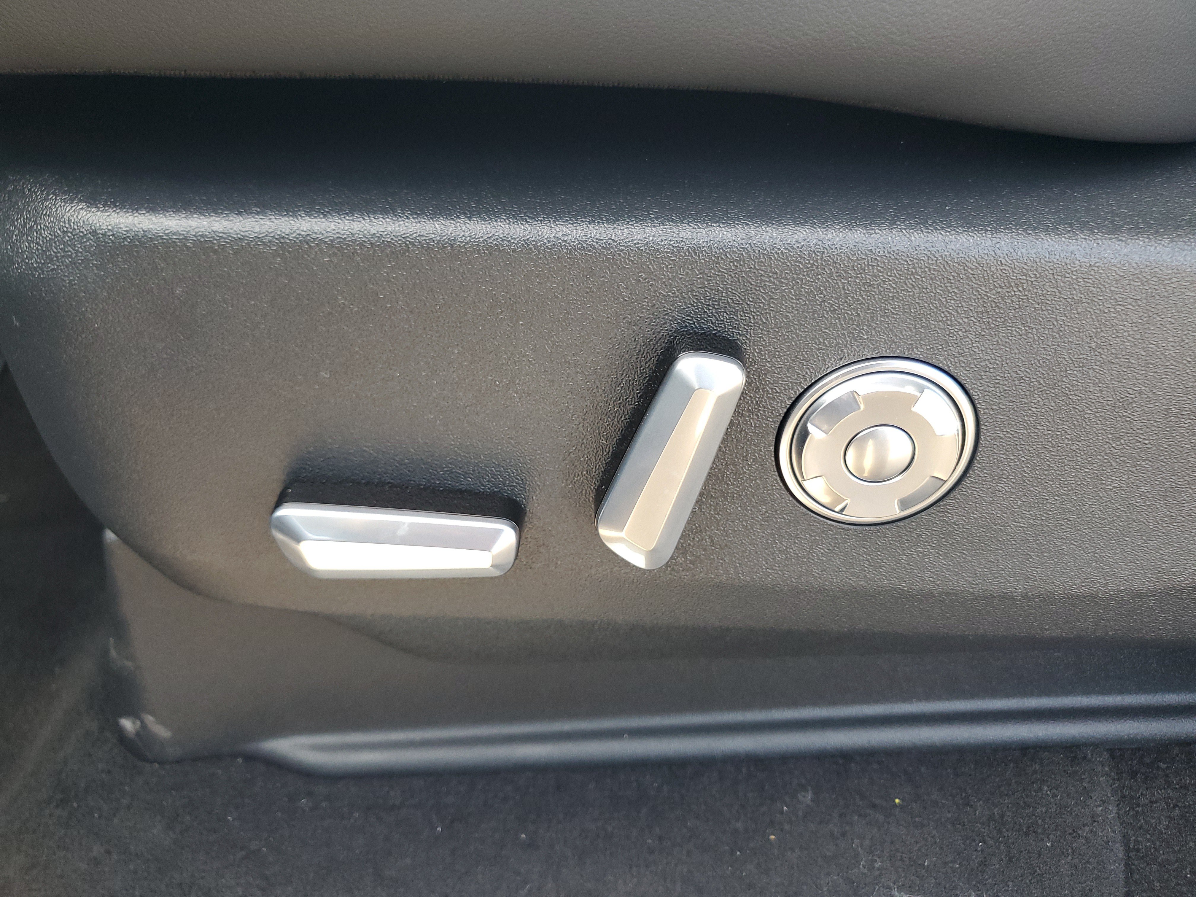 New 2027 Lincoln Navigator Reserve AWD/4WD image 13