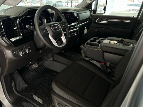 New 2026 GMC Sierra 2500 SLE w/ SLE Value Package; image 9