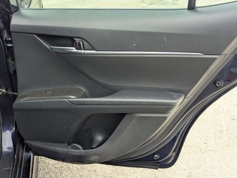 Used 2021 Toyota Camry SE w/ Carpet Mat Package (TMS) image 26