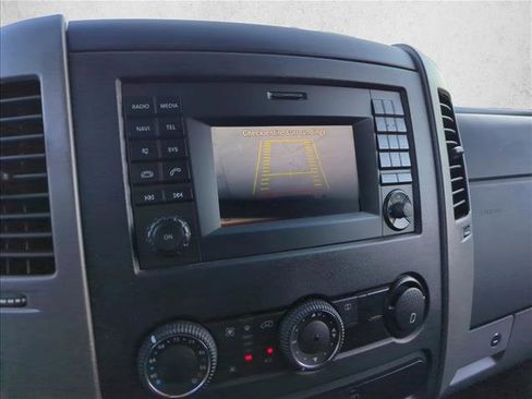 Used 2017 Mercedes-Benz Sprinter 2500 image 13