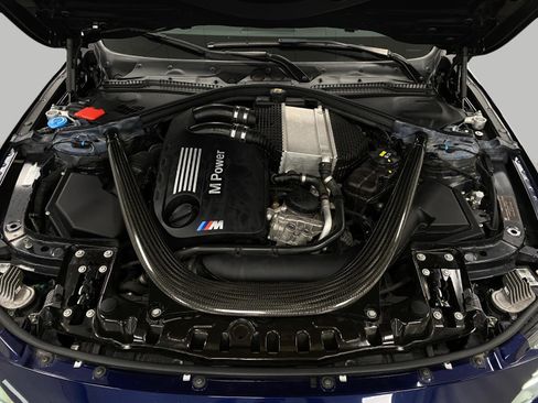 Used 2018 BMW M3 RWD image 10