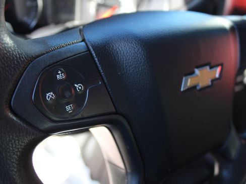 Used 2015 Chevrolet Silverado 2500 W/T image 11