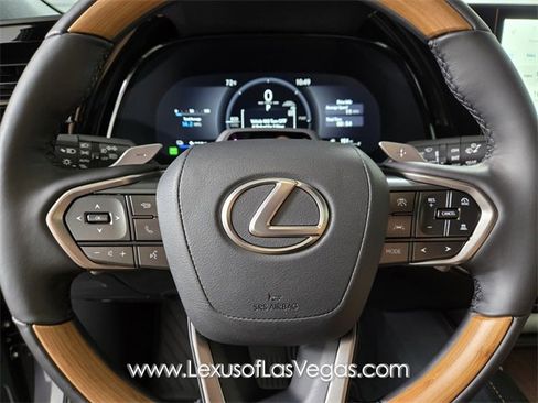 New 2026 Lexus RX 450h AWD image 17