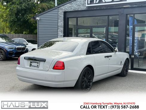 Used 2018 Rolls-Royce Ghost RWD image 33