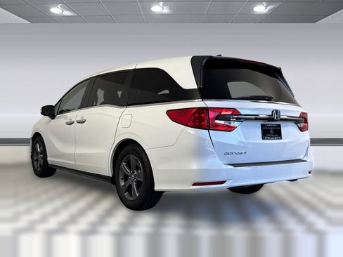 Used 2022 Honda Odyssey EX image 3